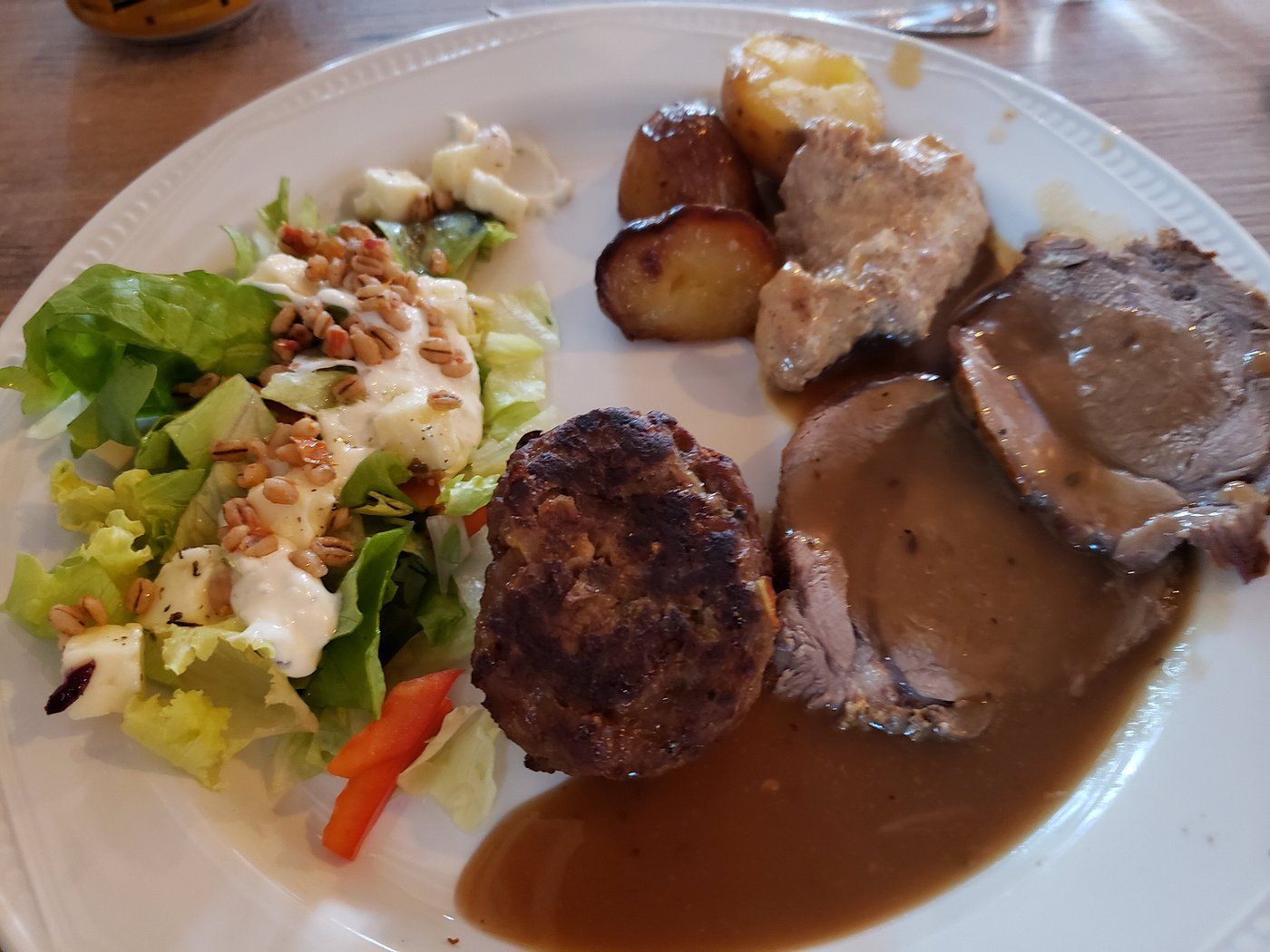 Álfheimar Restaurant 6